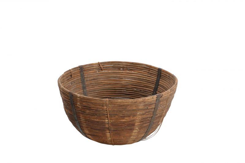 Wooden cane basket